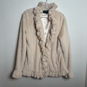 Damsels New York faux FUR Teddy Jacket soft elegant‎ coat with hook closure